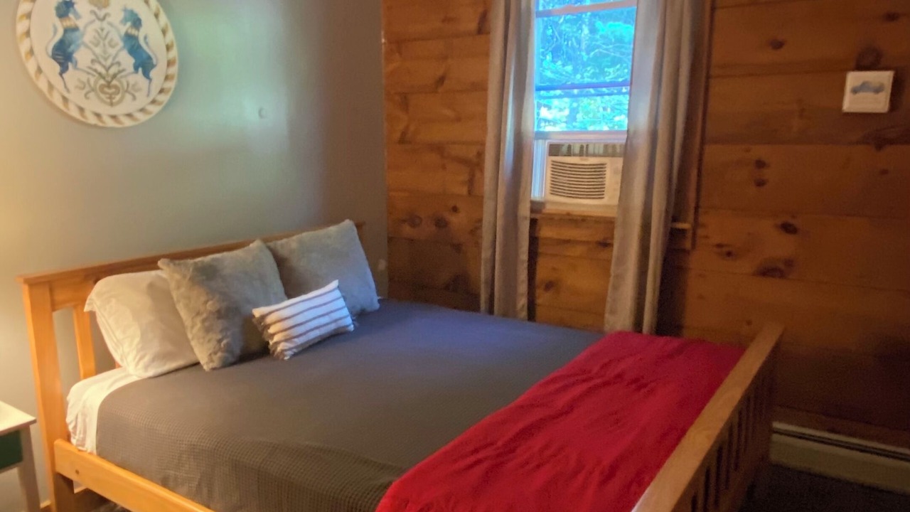Photo of Bedroom in Williamsville