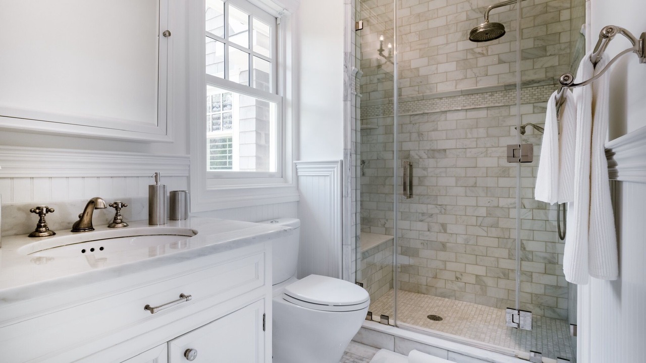 Photo of Bathroom in Sagaponack
