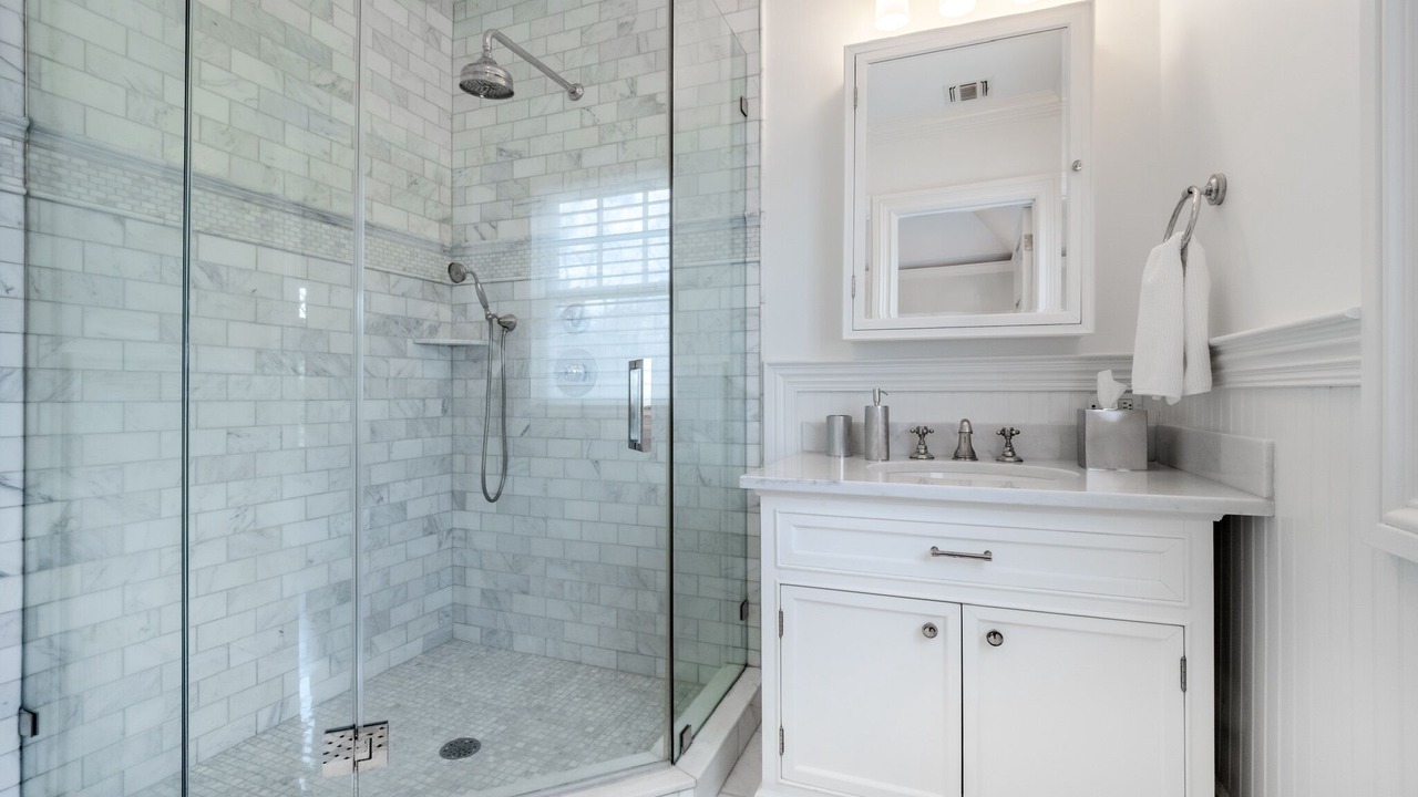 Photo of Bathroom in Sagaponack