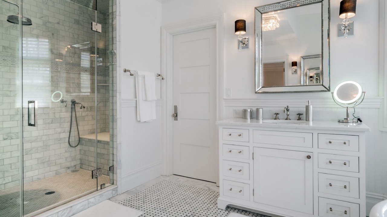 Photo of Bathroom in Sagaponack