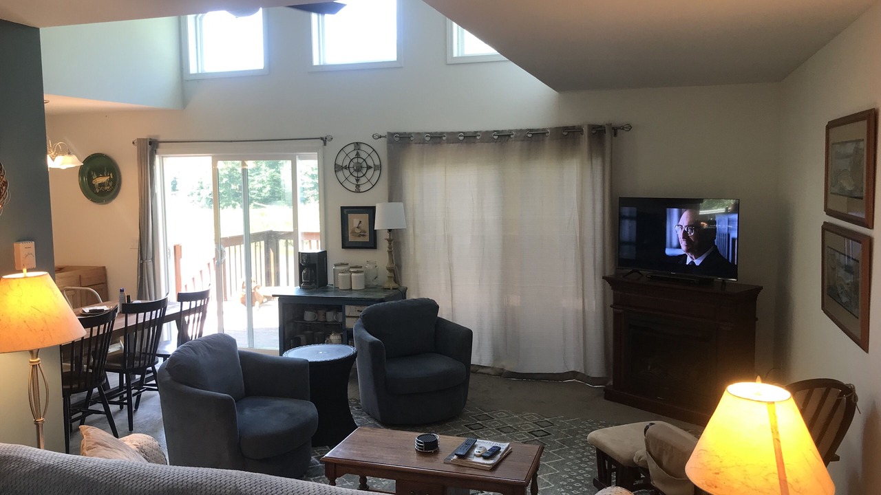 Photo of Livingroom in Rowlesburg