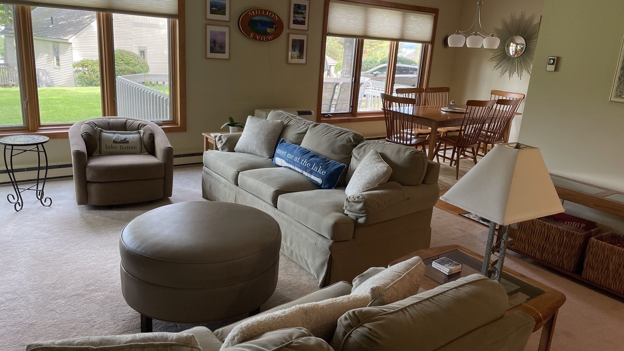 Photo of Livingroom in Gilford