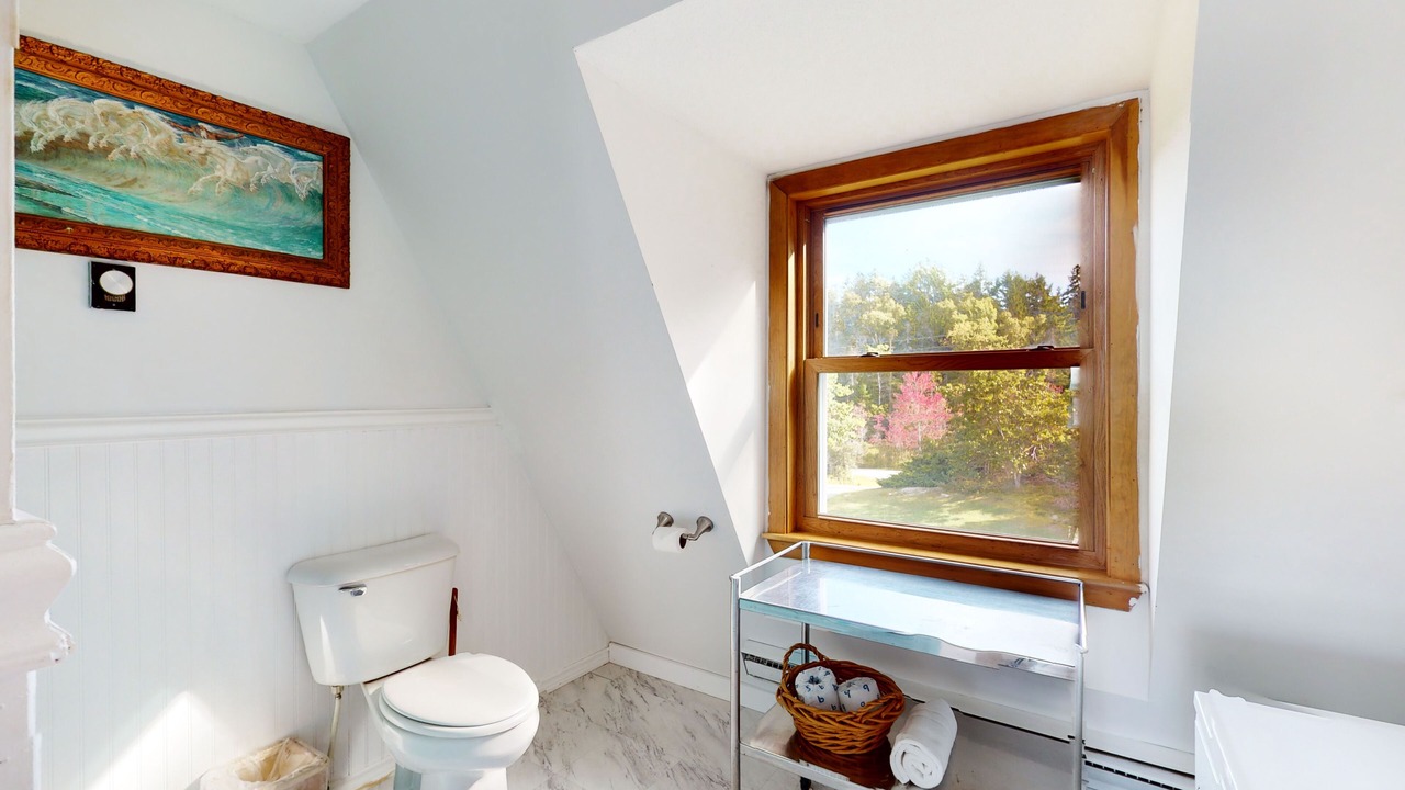 Photo of Bathroom in Tenants Harbor