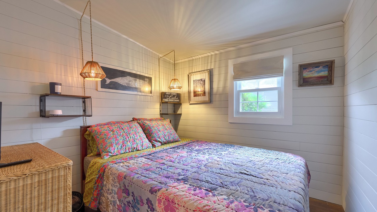 Photo of Bedroom in Moon Lake Cottages