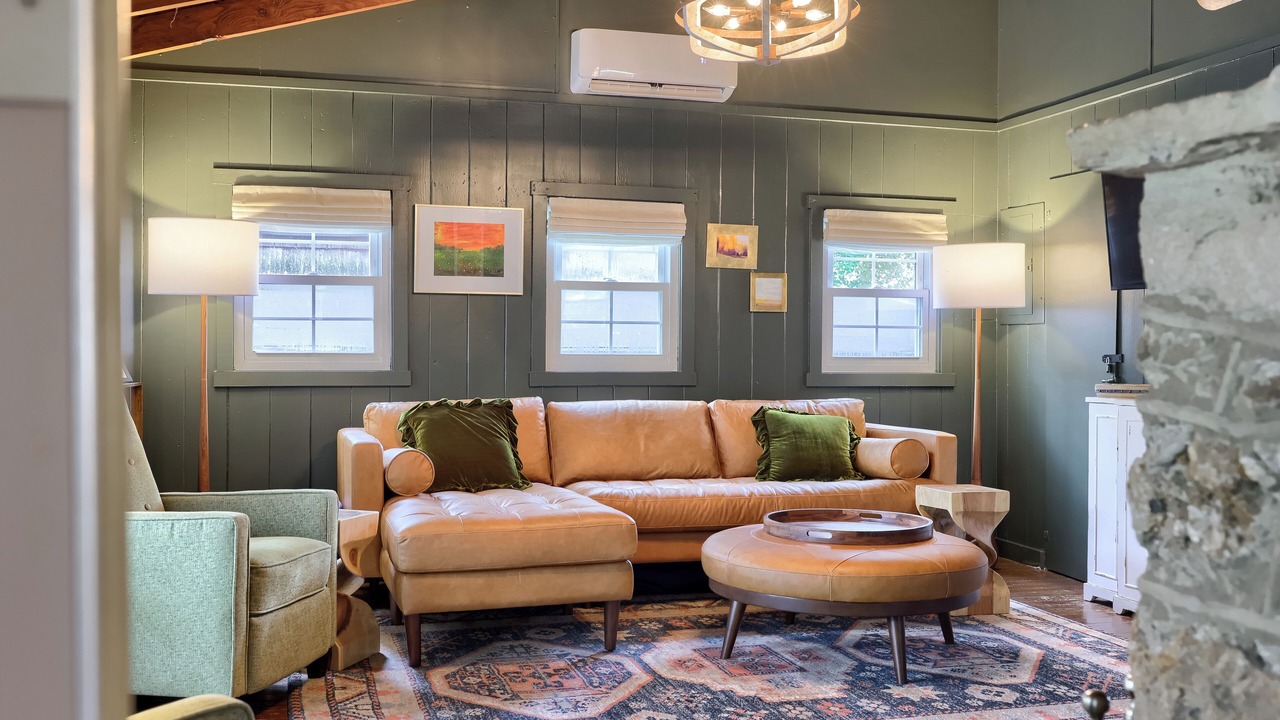 Photo of Livingroom in Moon Lake Cottages