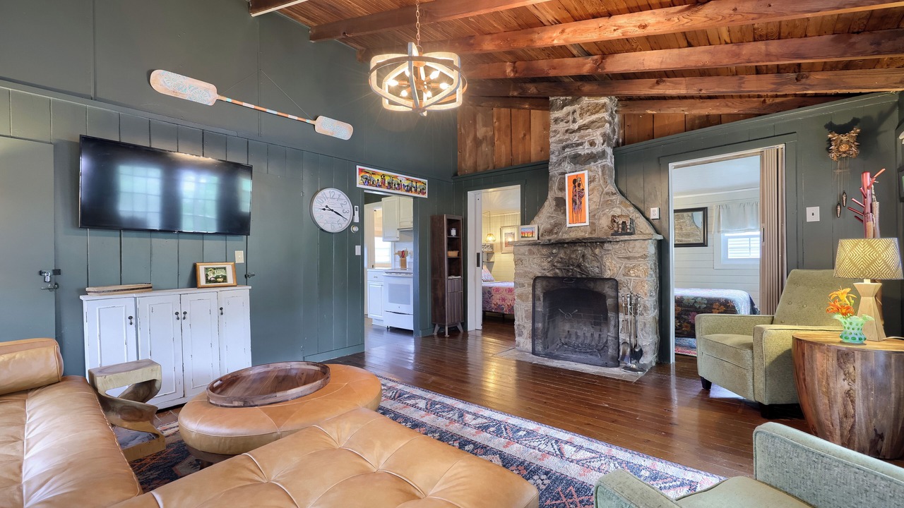 Photo of Livingroom in Moon Lake Cottages
