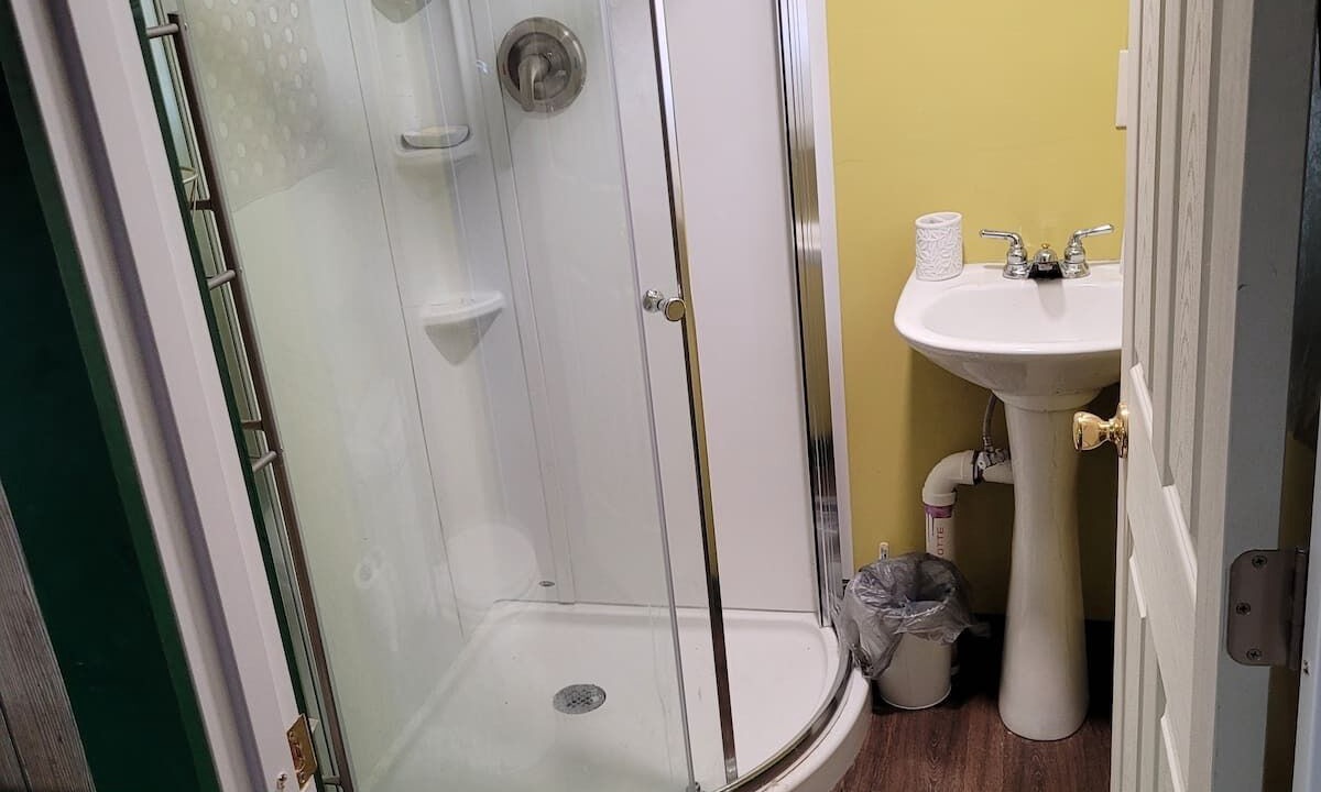 Photo of Bathroom in Nelsonville