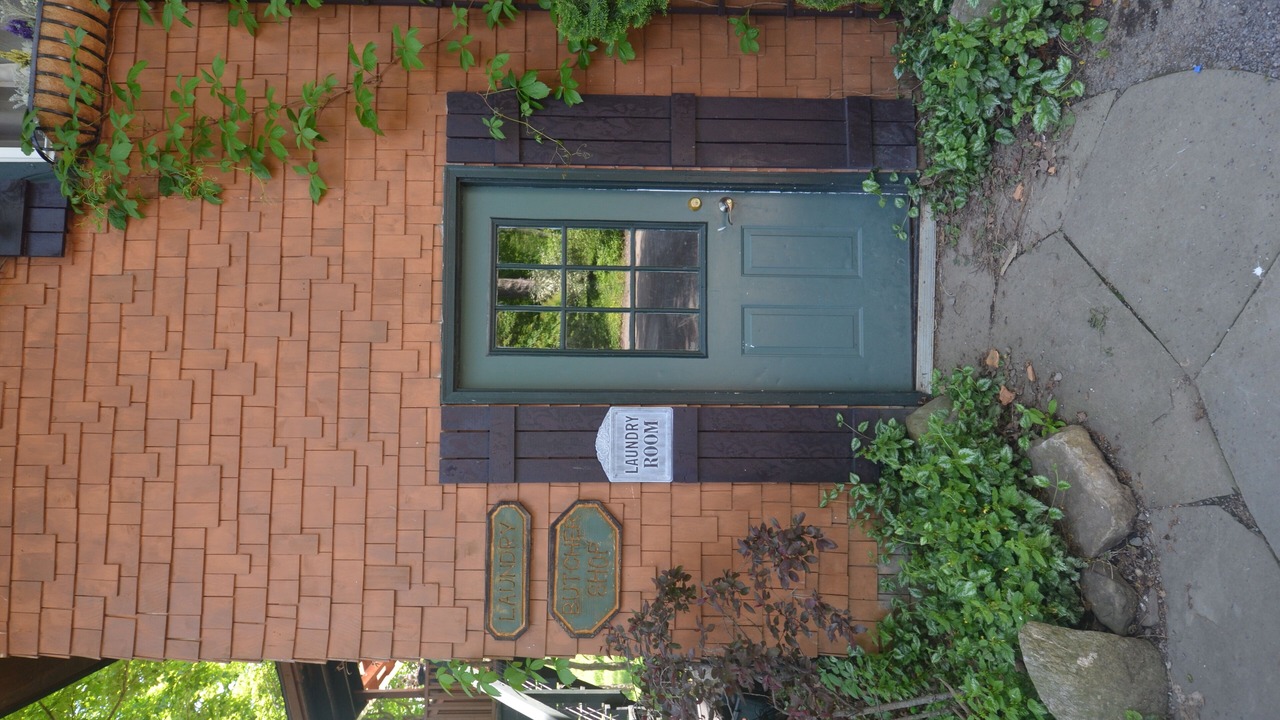 Photo of Outdoor in Caroline