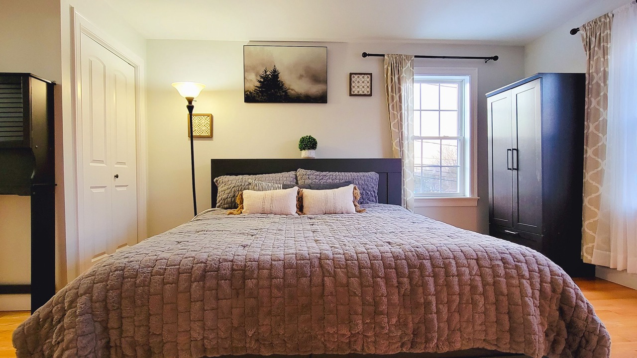 Photo of Bedroom in Framingham