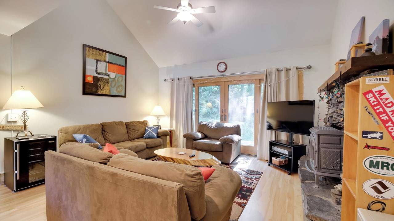 Photo of Livingroom in Waitsfield
