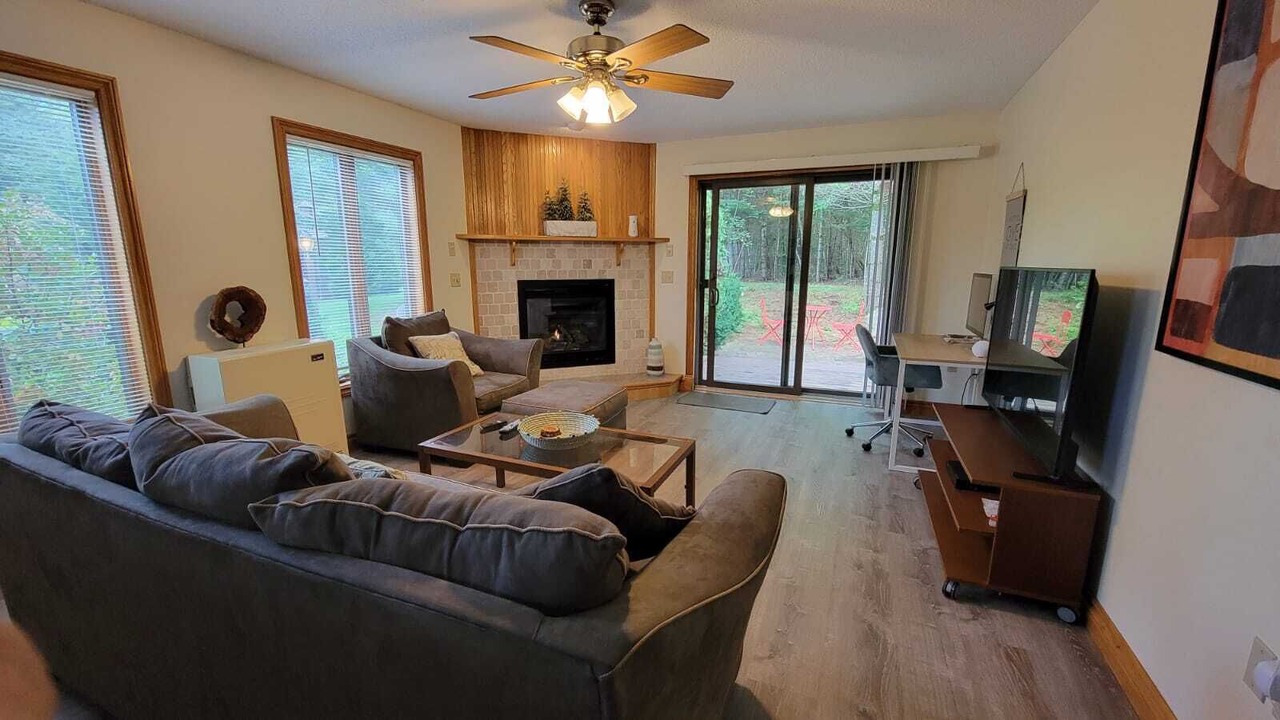 Photo of Livingroom in Twin Mountain