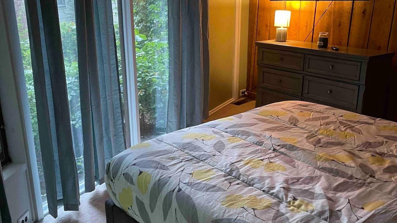 Photo of Bedroom in Charleston