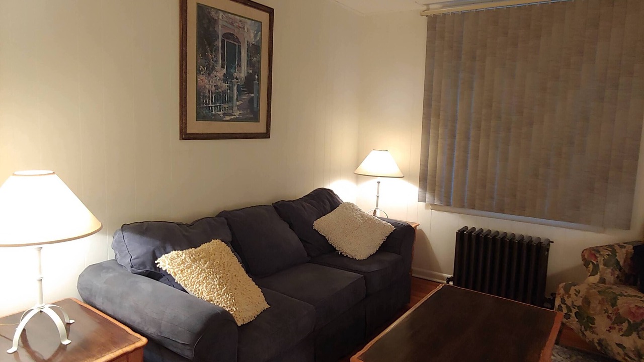 Photo of Livingroom in Midland