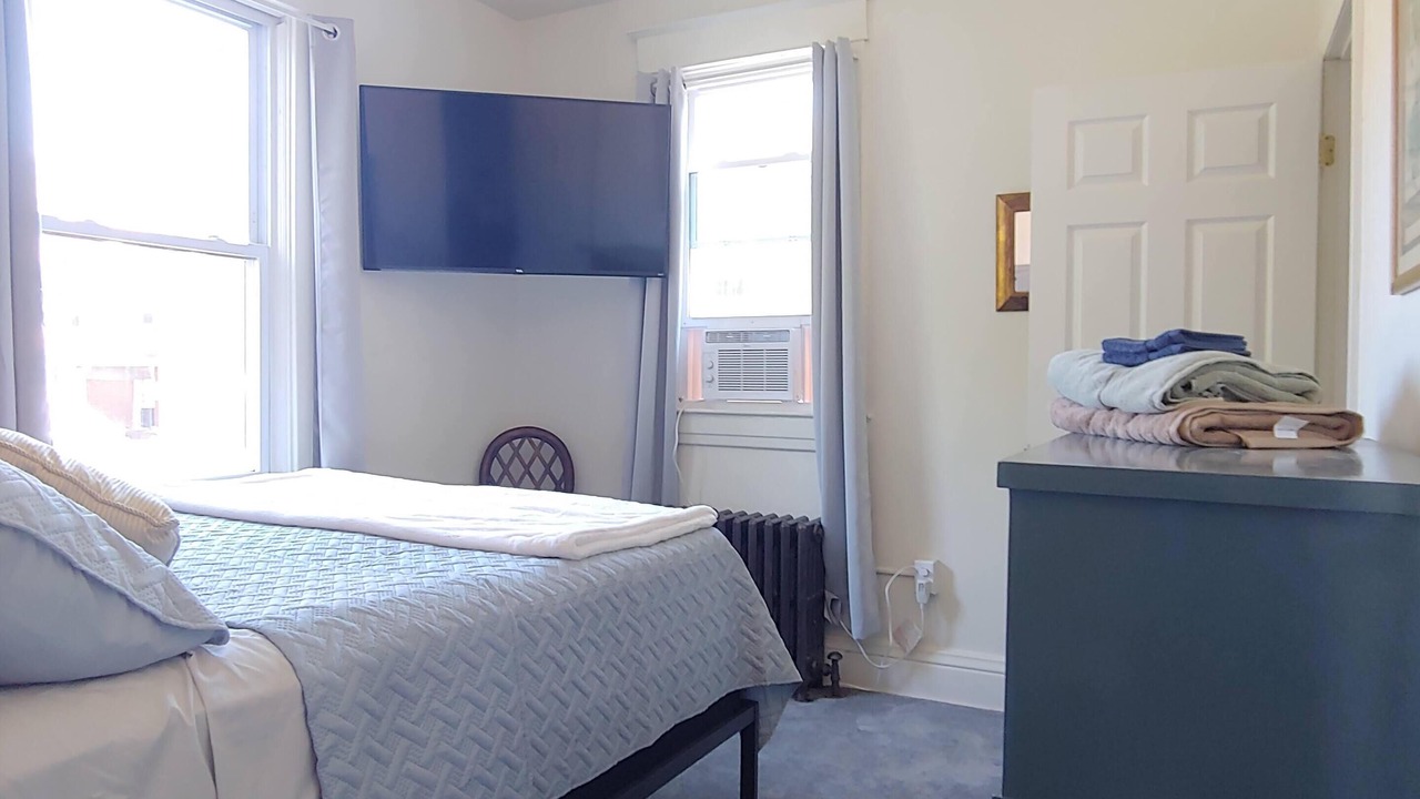 Photo of Bedroom in Midland