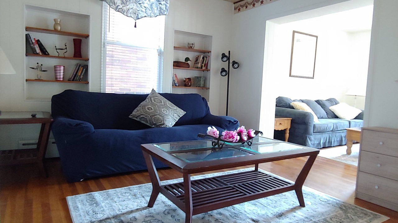 Photo of Livingroom in Midland