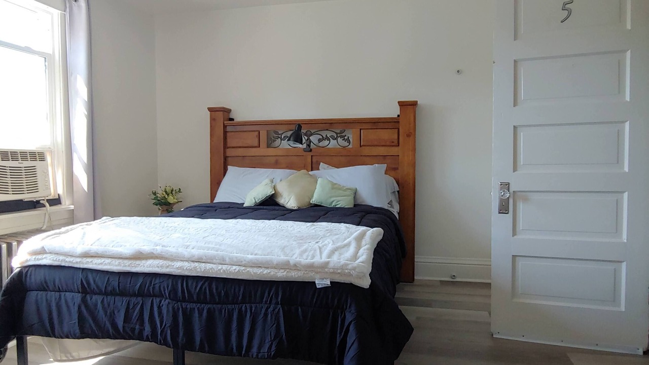 Photo of Bedroom in Midland