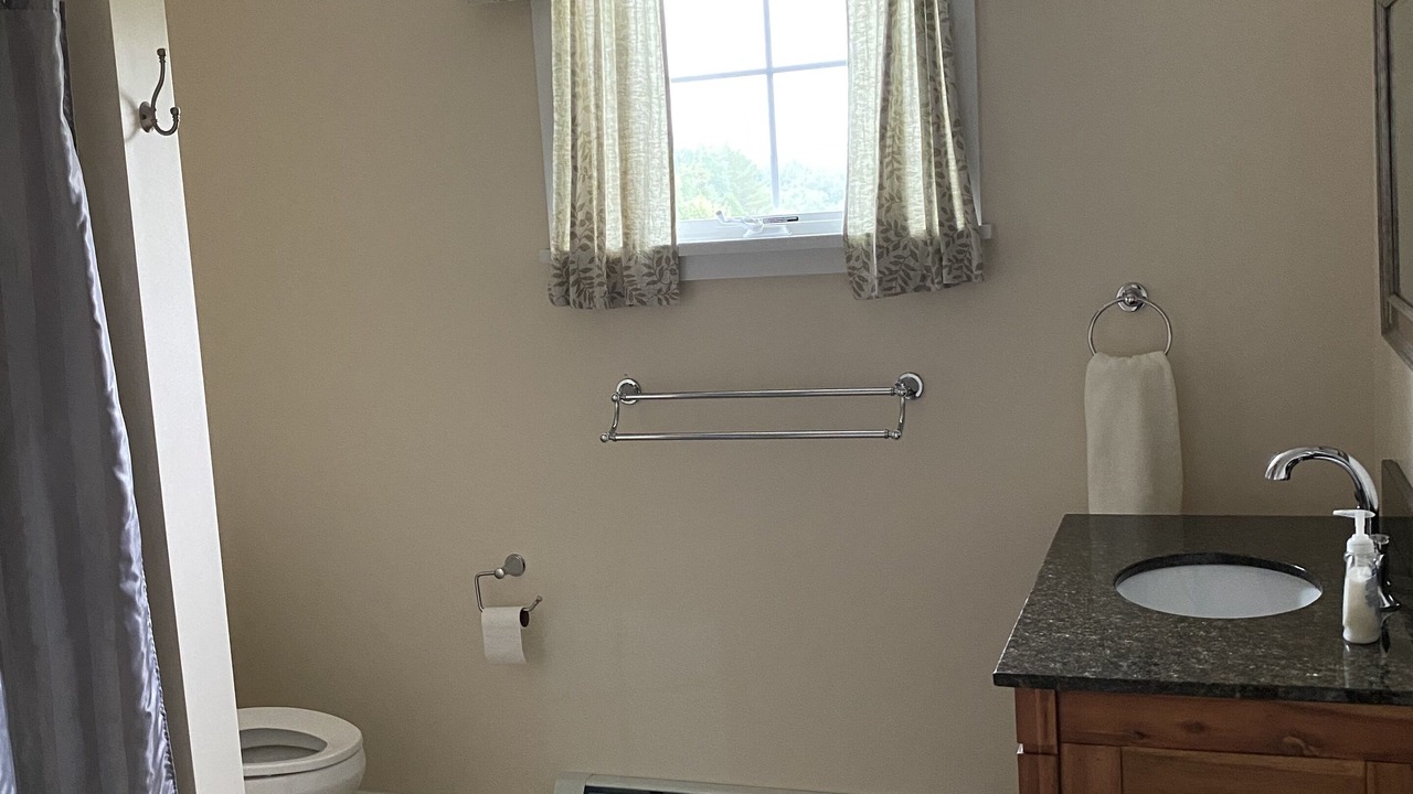 Photo of Bathroom in East Burke