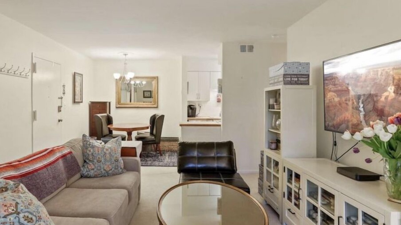 Photo of Livingroom in Annandale