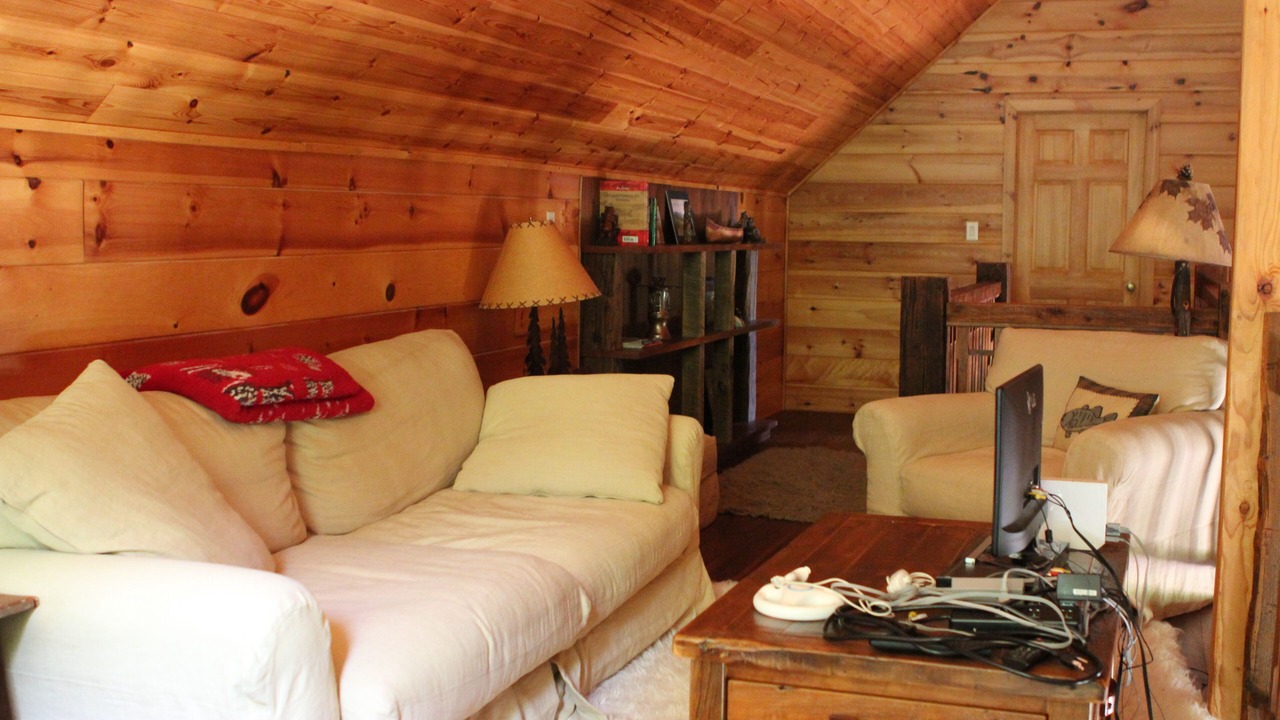 Photo of Livingroom in Chestertown