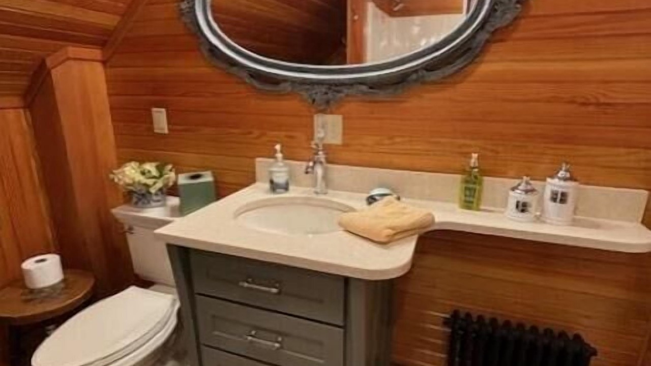 Photo of Bathroom in Elizabethtown