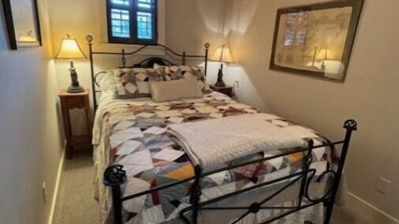 Photo of Bedroom in Elizabethtown