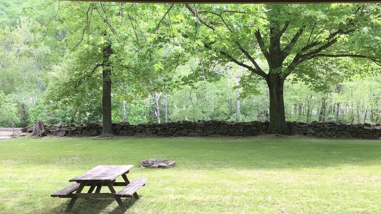 Photo of Outdoor in Bellepoint