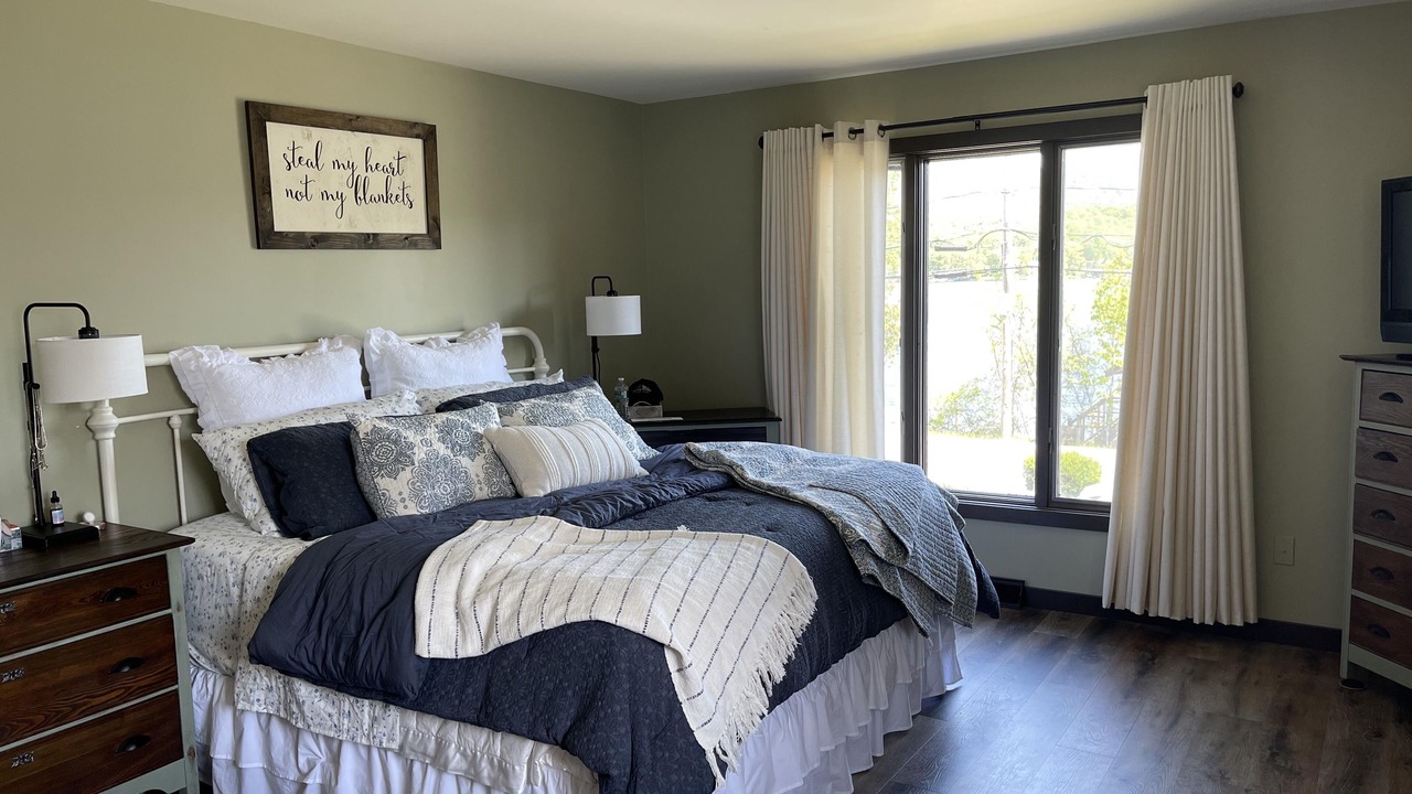 Photo of Bedroom in Lake George