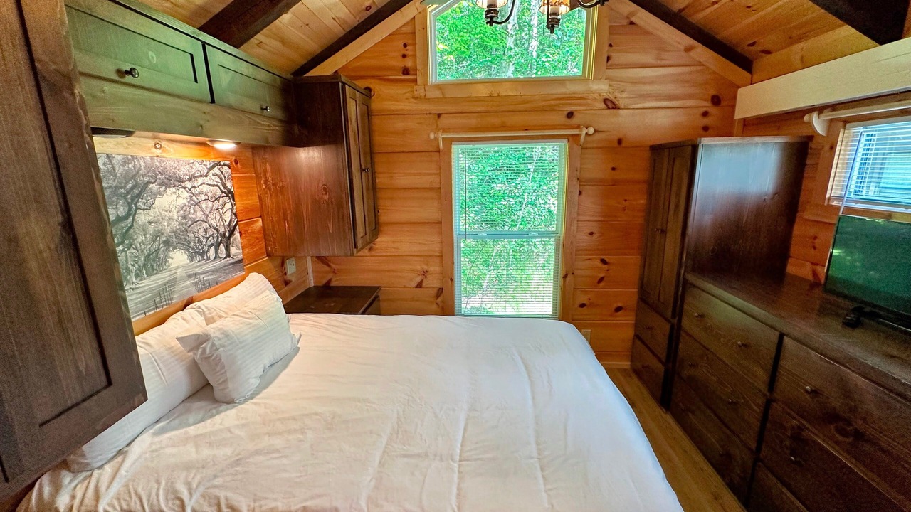 Photo of Bedroom in Twin Mountain
