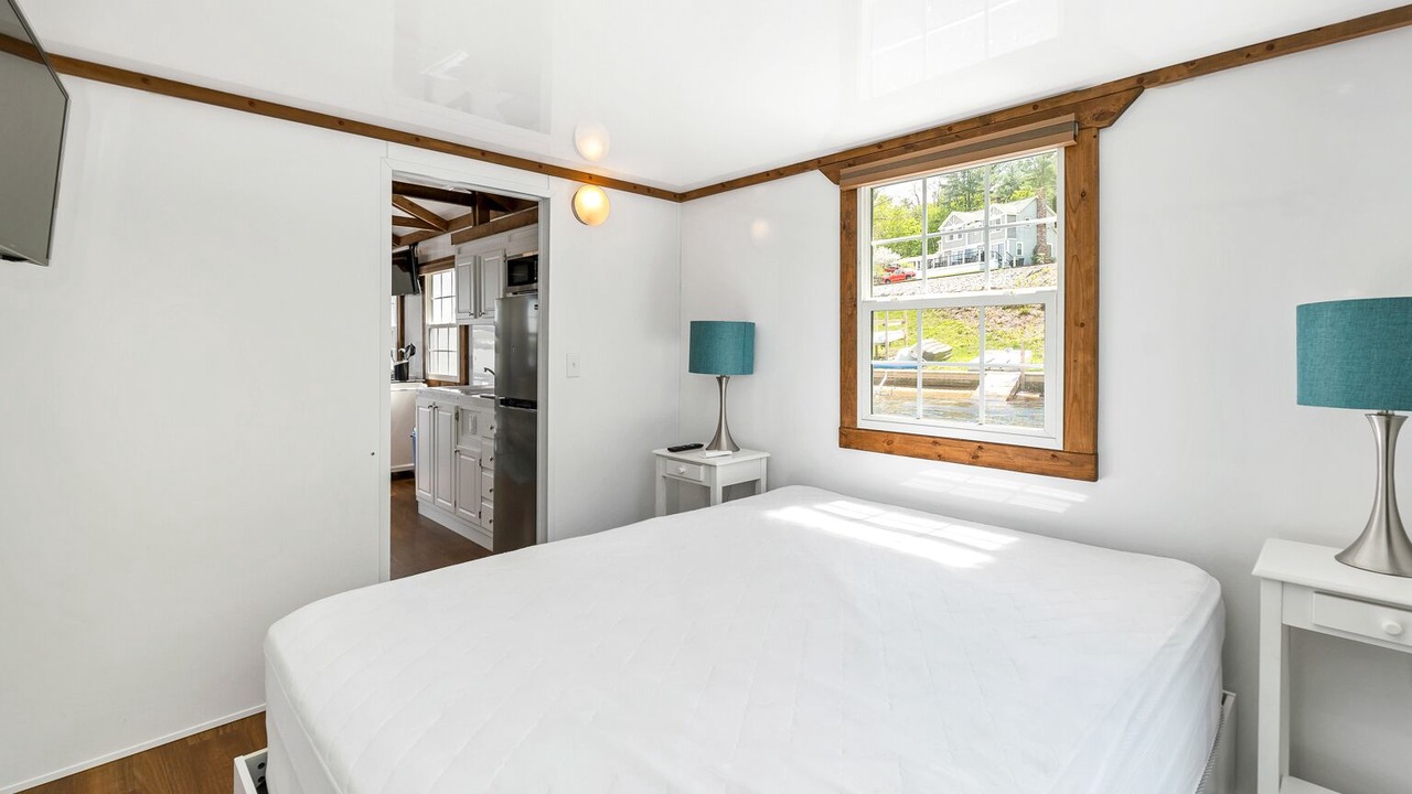 Photo of Bedroom in Weirs Beach