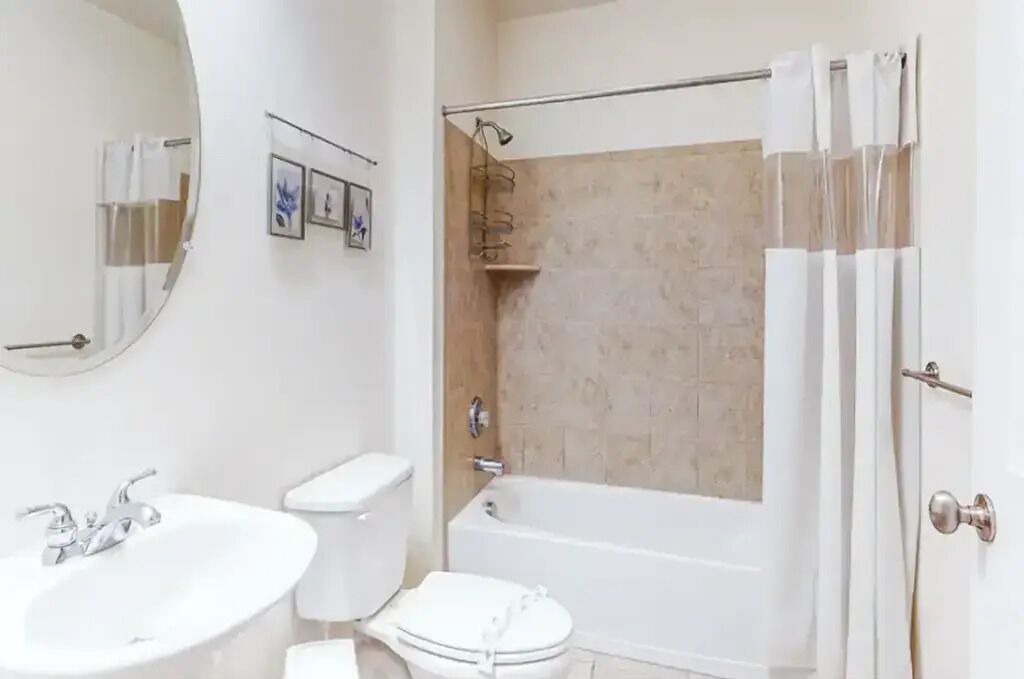 Photo of Bathroom in Little Salisbury