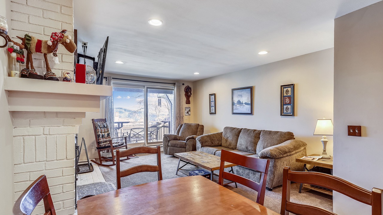 Photo of Livingroom in Central Vermont- Killington