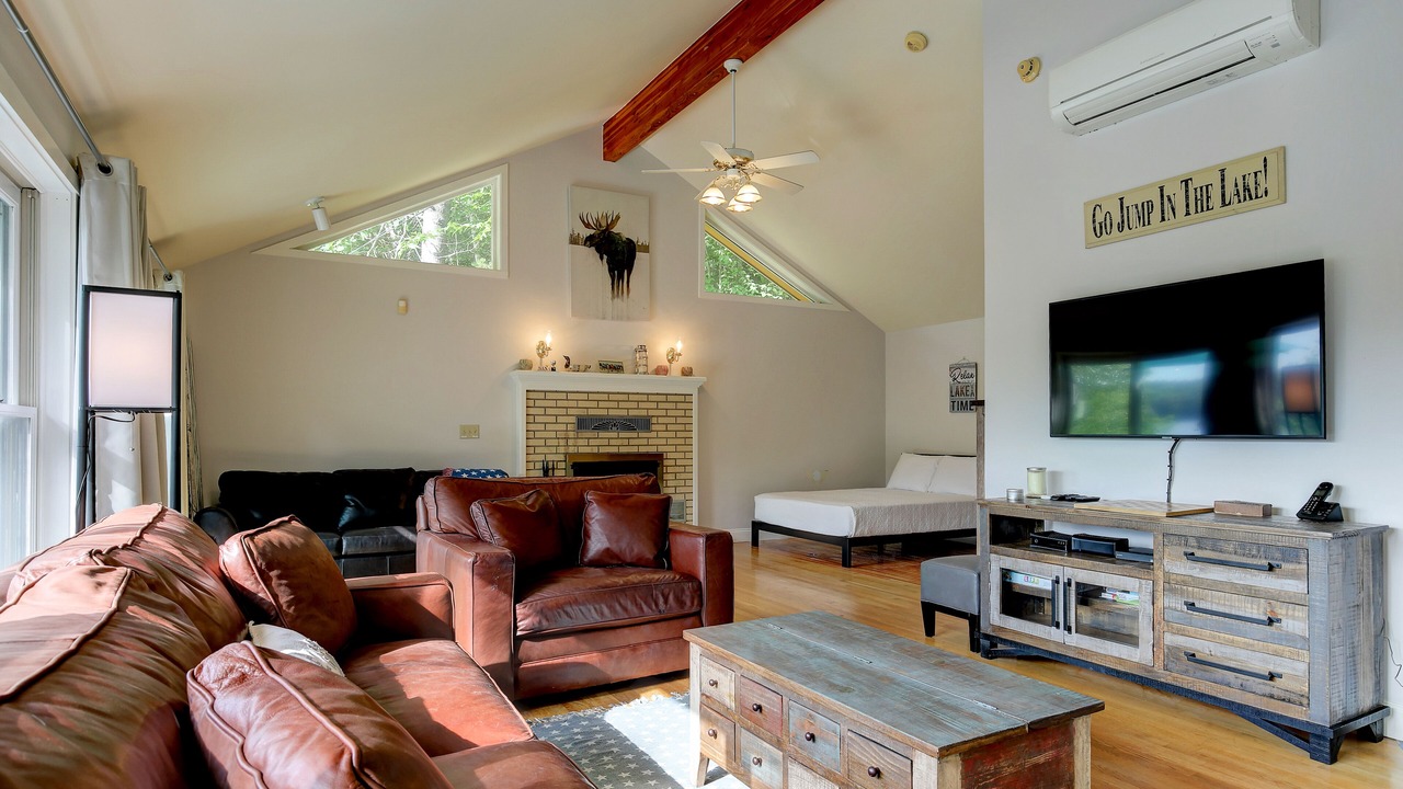Photo of Livingroom in Sanbornville
