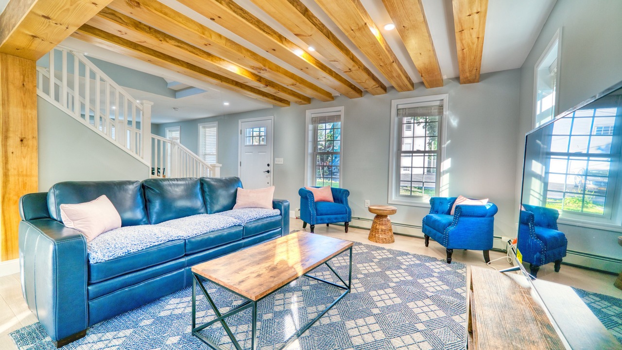 Photo of Livingroom in Saugerties
