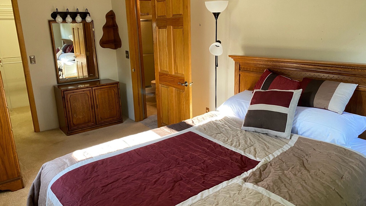 Photo of Bedroom in Plattsburgh