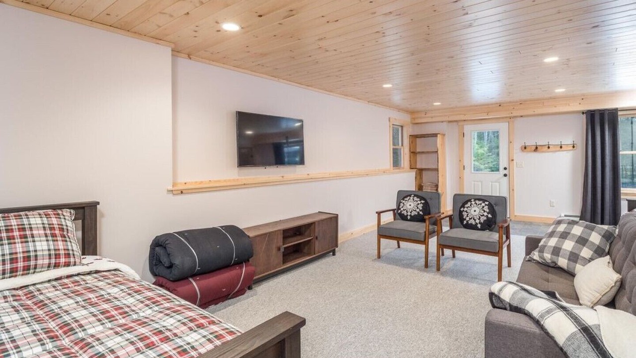 Photo of Bedroom in Bethel