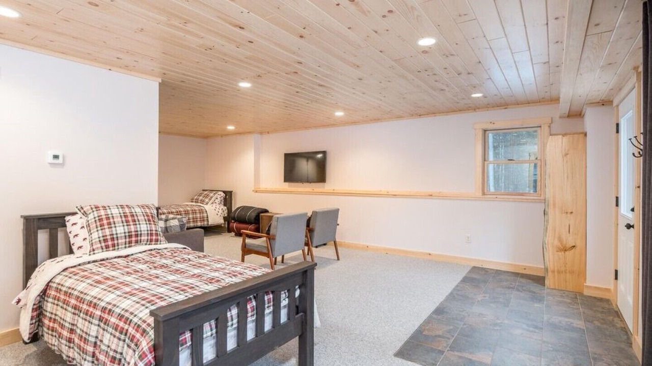 Photo of Bedroom in Bethel