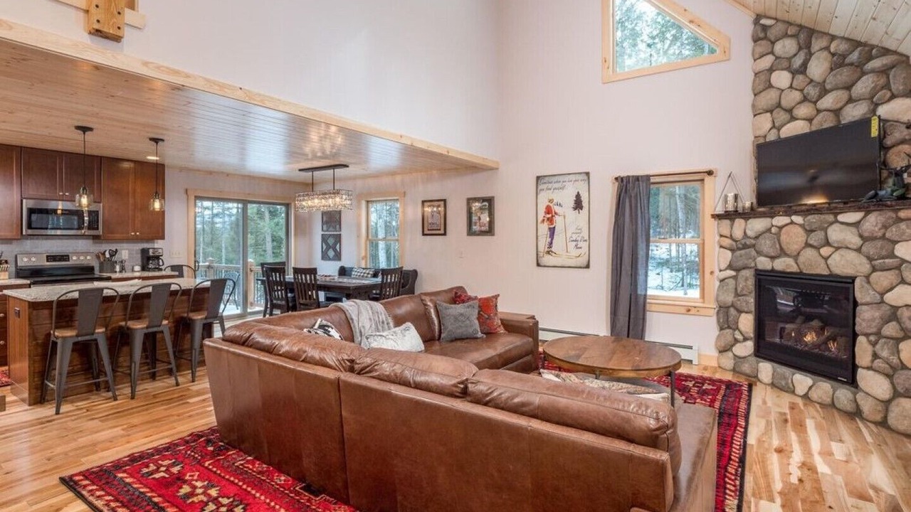 Photo of Livingroom in Bethel