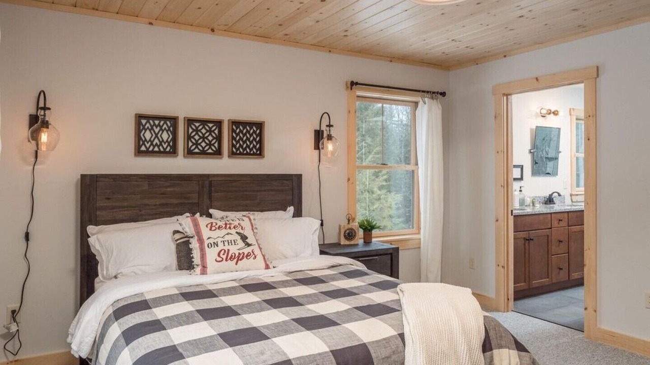 Photo of Bedroom in Bethel