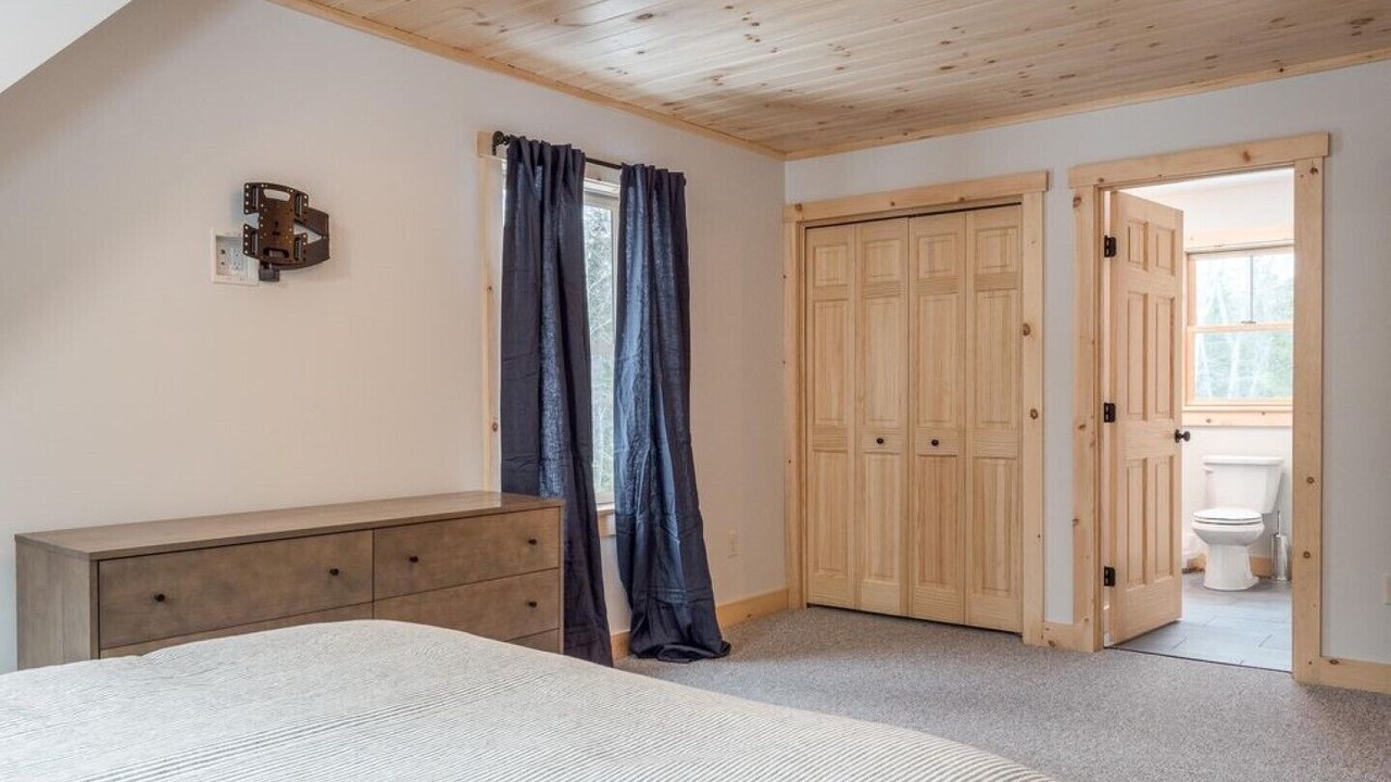 Photo of Bedroom in Bethel
