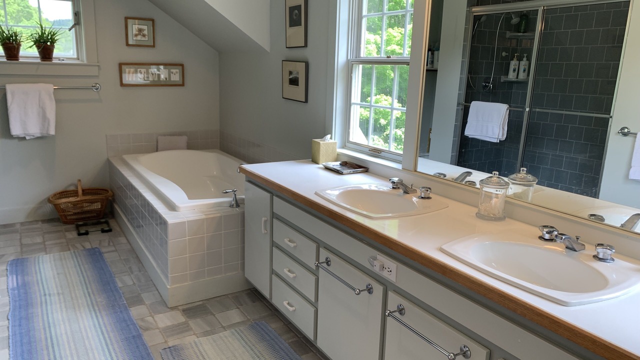 Photo of Bathroom in Woodstock