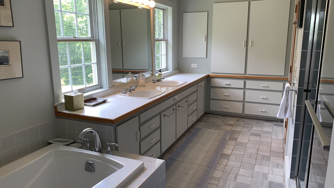 Photo of Bathroom in Woodstock