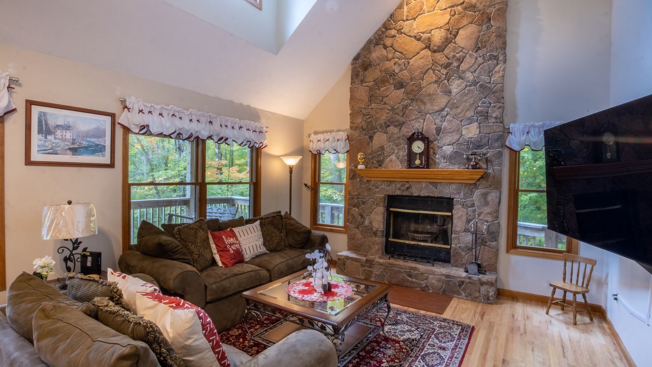 Photo of Livingroom in Davis