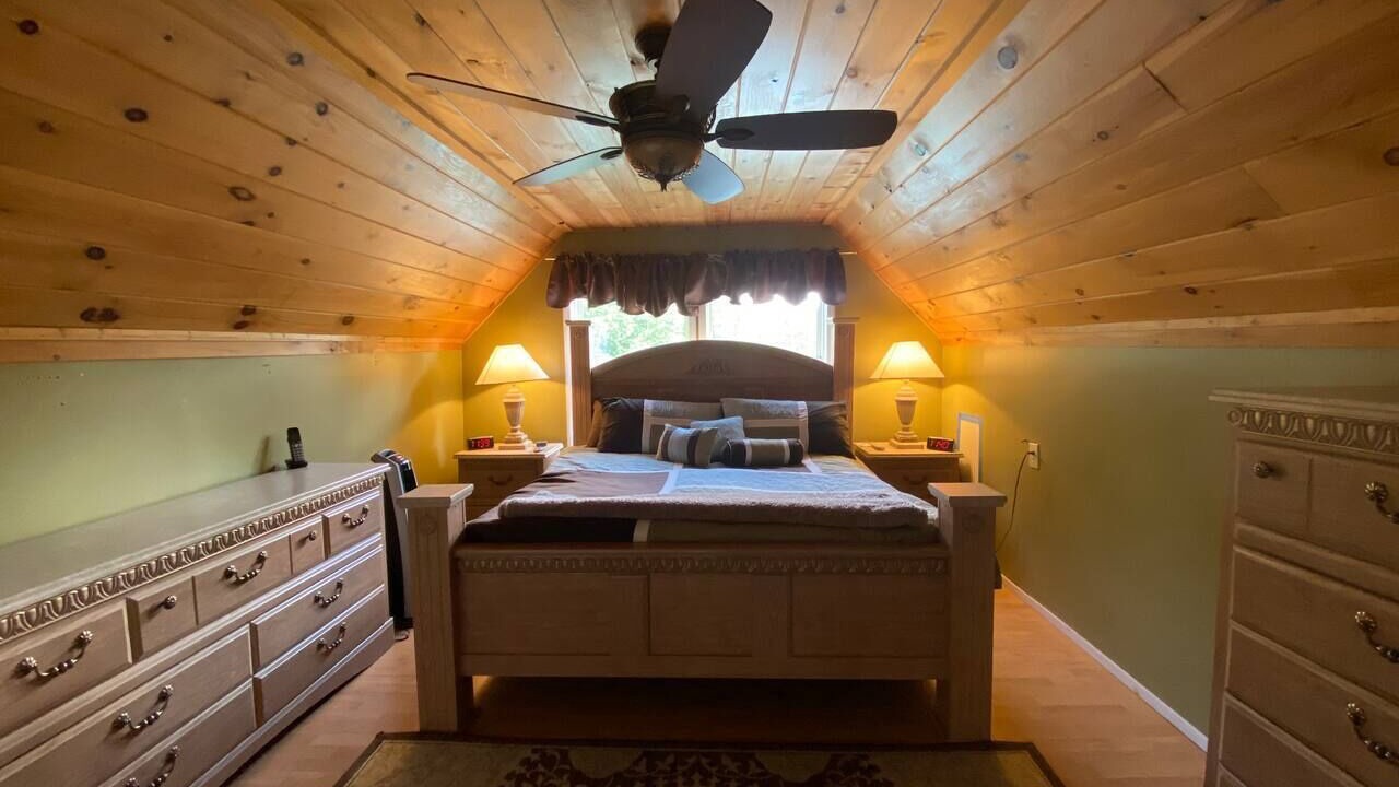 Photo of Bedroom in Johnsburg