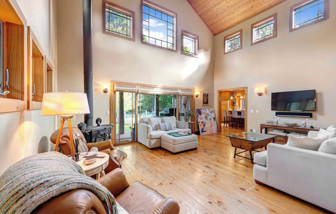Photo of Livingroom in East Hampton North
