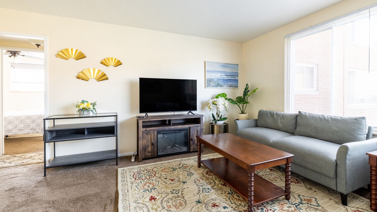 Photo of Livingroom in Fairview Park