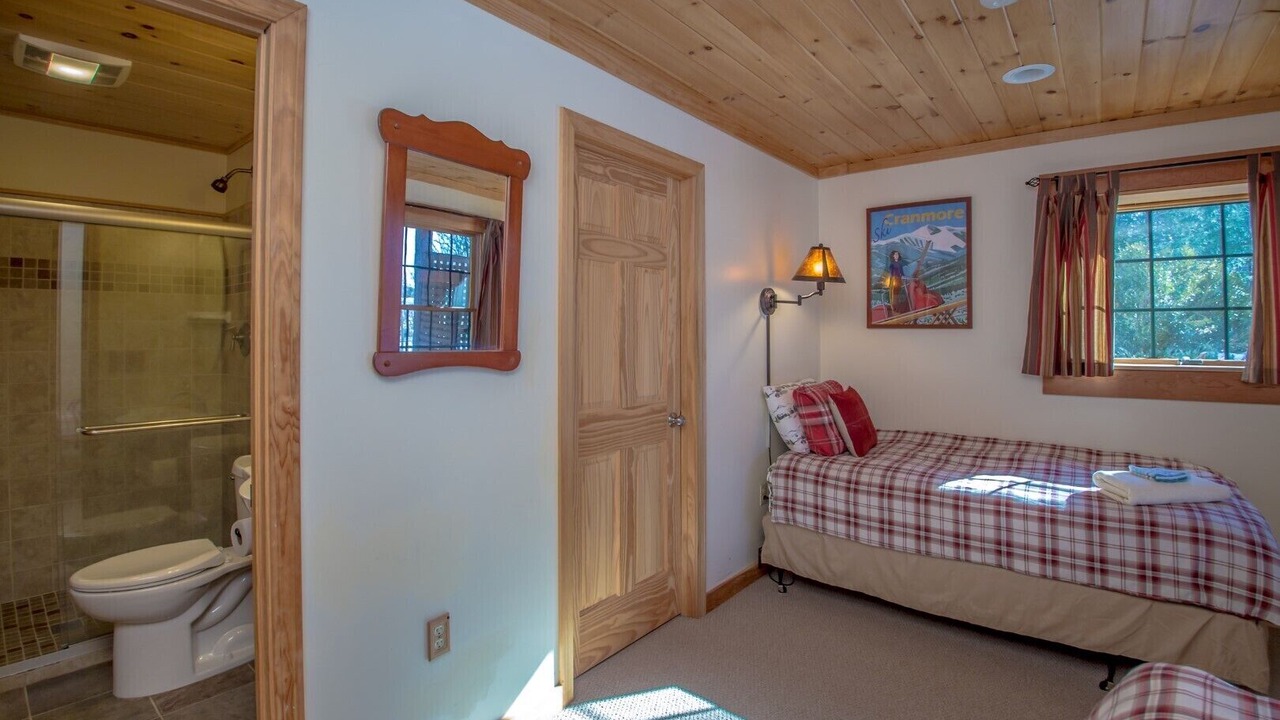 Photo of Bathroom in Intervale