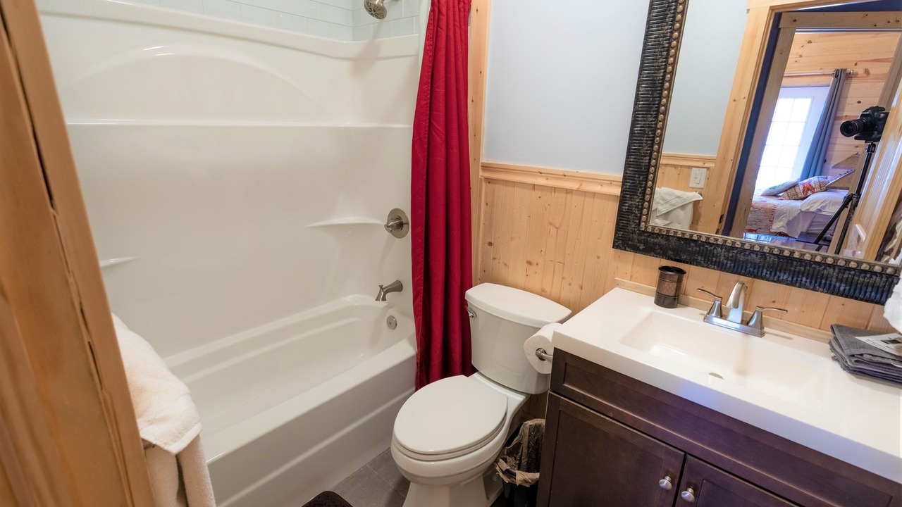 Photo of Bathroom in Massanutten