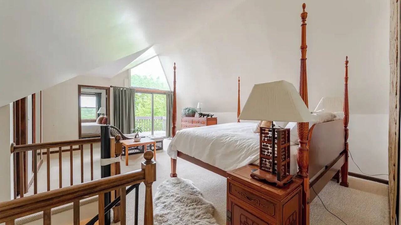 Photo of Bedroom in Town of Lloyd