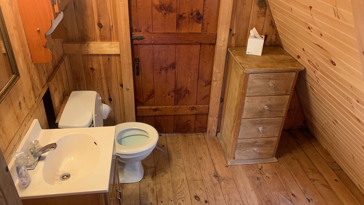 Photo of Bathroom in Orleans