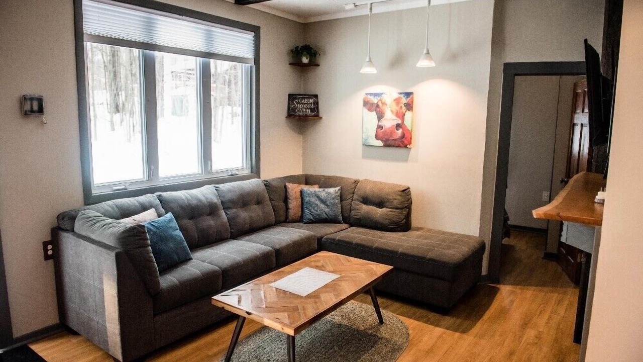 Photo of Livingroom in Goshen